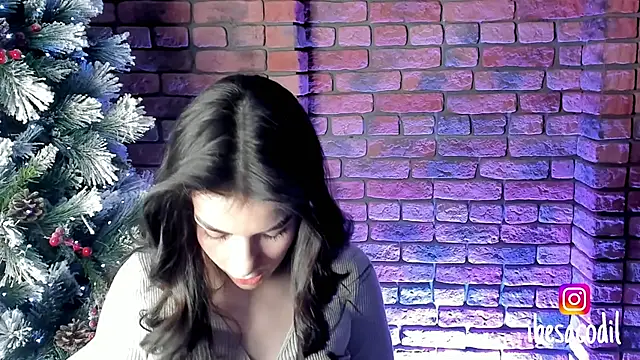 adriana allien online show from January 2025 09:32:01 AM