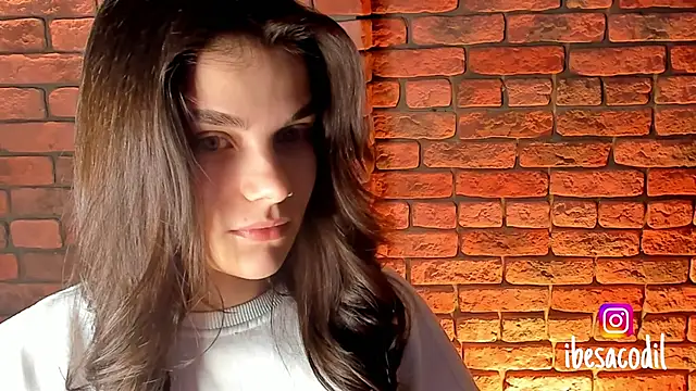 adriana allien online show from January 2025 09:29:02 PM