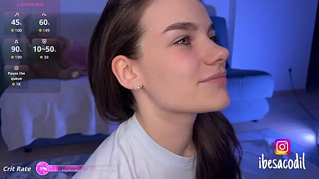 adriana allien online show from September 2025 07:27:01 PM