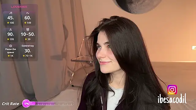 Snapshot of adriana_allien chatting on February 2026 09:14:02 PM adriana allien online show from February 2026 09:14:02 PM