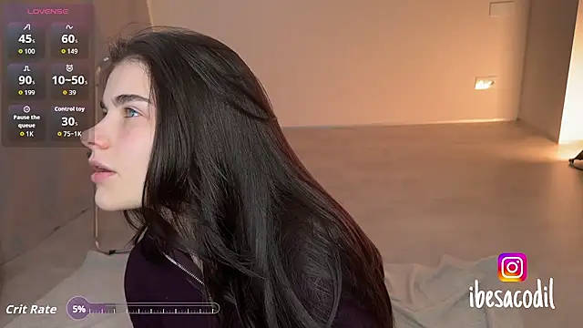 Snapshot of adriana_allien chatting on February 2026 09:27:01 PM adriana allien online show from February 2026 09:27:01 PM