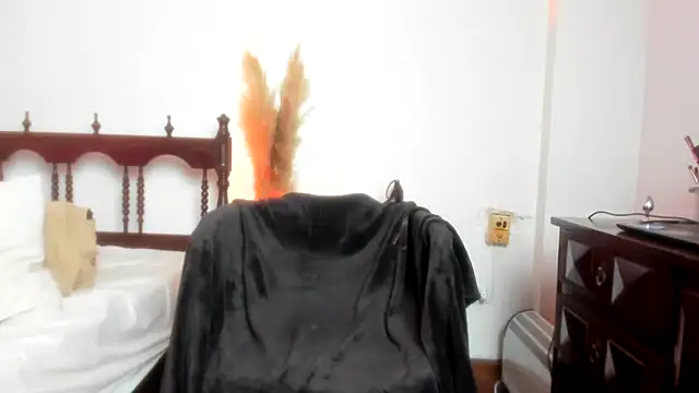 Snapshot of SailorxSindy chatting on December 2024 10:45:01 PM SailorxSindy online show from December 2024 10:45:01 PM