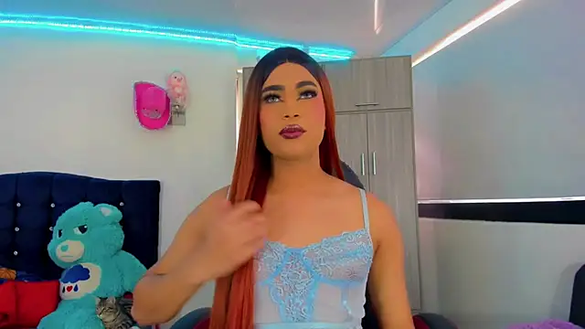 Hellen moons   online show from October 2025 06:42:01 PM