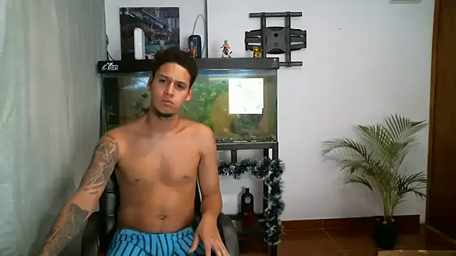 JacobandChloee online show from November 2025 02:46:02 AM