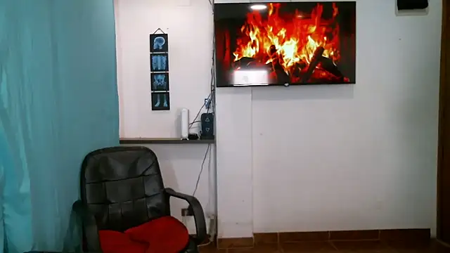 JacobandChloee online show from April 2026 09:04:02 PM