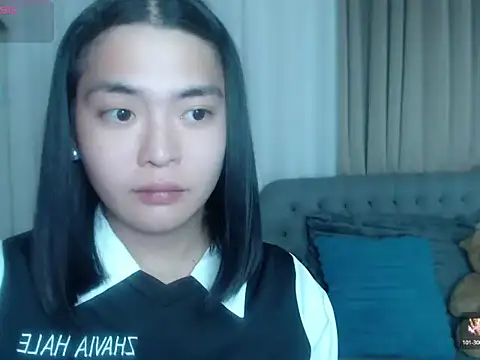 zhaviahale21 online show from June 2026 11:09:02 AM