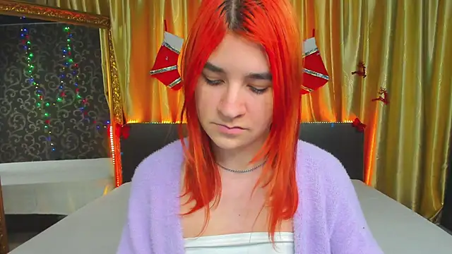 Snapshot of _Polly_Love_ chatting on January 2025 10:18:02 AM Polly Love online show from January 2025 10:18:02 AM