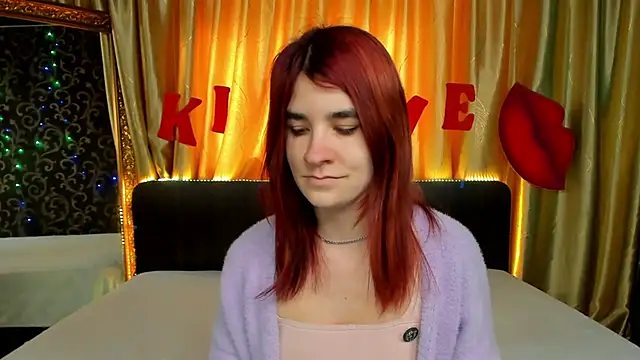 Snapshot of _Polly_Love_ chatting on February 2025 11:17:01 AM Polly Love online show from February 2025 11:17:01 AM