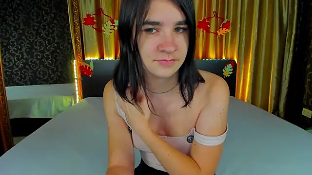 Snapshot of _Polly_Love_ chatting on October 2025 07:10:02 AM Polly Love online show from October 2025 07:10:02 AM