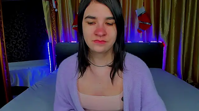  Polly Love  online show from February 2026 07:07:01 AM