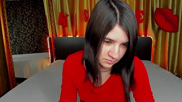  Polly Love  online show from March 2026 06:58:01 AM