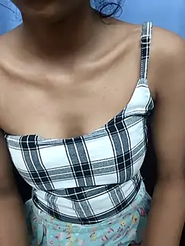 Aradhna cute online show from February 2025 02:37:02 PM