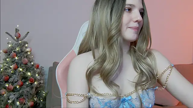 Roxieex online show from December 2024 03:18:02 AM