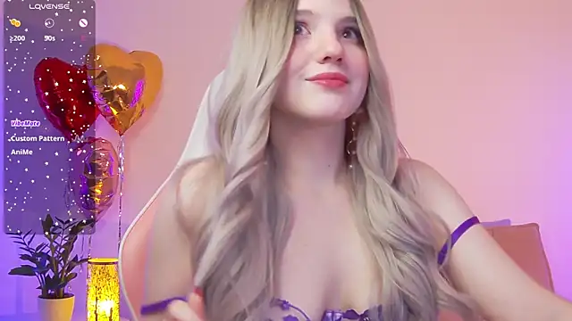 Roxieex online show from February 2025 09:03:02 PM