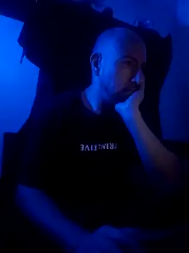 Snapshot of nakedtony81 chatting on March 2026 08:30:01 AM nakedtony81 online show from March 2026 08:30:01 AM