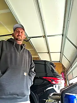 Snapshot of MrMechanic38 chatting on February 2026 08:38:01 PM MrMechanic38 online show from February 2026 08:38:01 PM