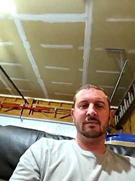 Snapshot of MrMechanic38 chatting on March 2026 09:56:02 PM MrMechanic38 online show from March 2026 09:56:02 PM