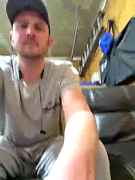 Snapshot of MrMechanic38 chatting on March 2026 06:36:01 PM MrMechanic38 online show from March 2026 06:36:01 PM