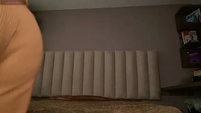 Snapshot of Megan_mooree_ chatting on November 2025 12:07:01 PM Megan mooree online show from November 2025 12:07:01 PM