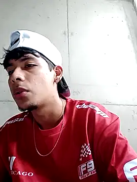 Snapshot of Elputas chatting on October 2025 06:19:02 PM Elputas online show from October 2025 06:19:02 PM