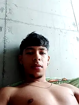 Snapshot of Elputas chatting on October 2025 03:34:01 PM Elputas online show from October 2025 03:34:01 PM