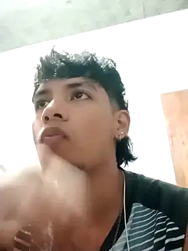 Snapshot of Elputas chatting on October 2025 10:10:01 PM Elputas online show from October 2025 10:10:01 PM