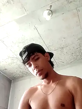 Snapshot of Elputas chatting on October 2025 05:28:01 PM Elputas online show from October 2025 05:28:01 PM