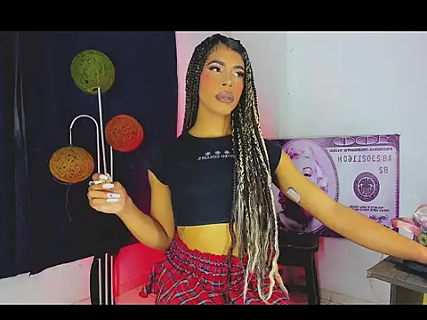 bloom444 online show from April 2026 04:56:01 AM