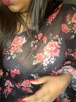 Snapshot of IndieSM chatting on February 2026 10:24:02 PM IndieSM online show from February 2026 10:24:02 PM