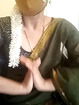 Snapshot of yourtamilcouple chatting on December 2024 08:11:02 AM yourtamilcouple online show from December 2024 08:11:02 AM