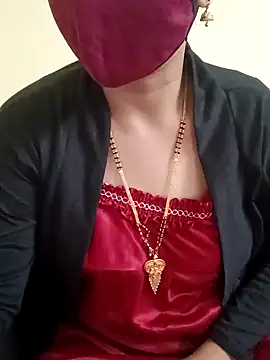 Snapshot of yourtamilcouple chatting on December 2024 12:15:02 PM yourtamilcouple online show from December 2024 12:15:02 PM