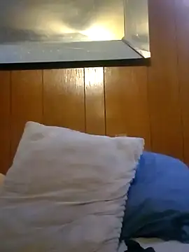 Snapshot of RobStrokes215 chatting on December 2024 03:16:02 AM RobStrokes215 online show from December 2024 03:16:02 AM