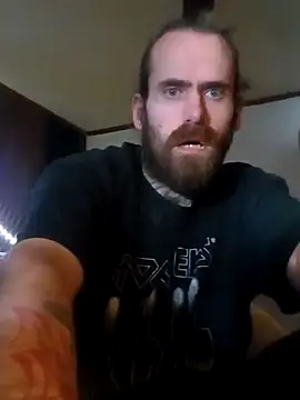 Snapshot of RobStrokes215 chatting on January 2025 02:28:01 PM RobStrokes215 online show from January 2025 02:28:01 PM