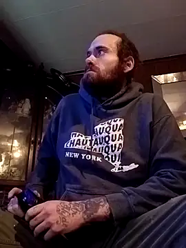 Snapshot of RobStrokes215 chatting on January 2025 07:00:01 AM RobStrokes215 online show from January 2025 07:00:01 AM