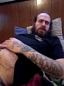 Snapshot of RobStrokes215 chatting on March 2025 04:58:02 AM RobStrokes215 online show from March 2025 04:58:02 AM