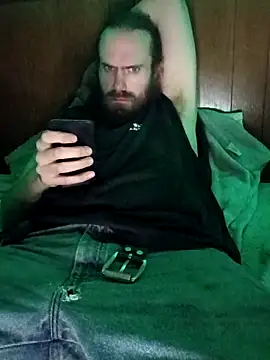 Snapshot of RobStrokes215 chatting on November 2025 04:33:01 PM RobStrokes215 online show from November 2025 04:33:01 PM