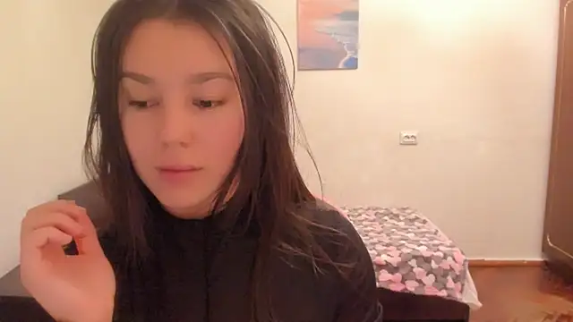 LunaXmii online show from February 2025 03:26:02 AM