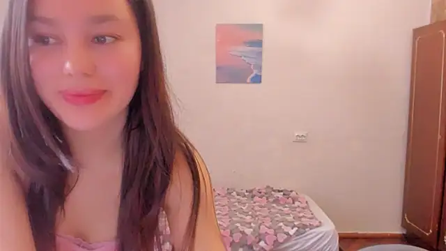 LunaXmii online show from March 2025 06:16:02 AM