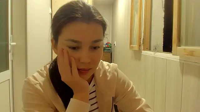 LunaXmii online show from September 2025 09:52:02 PM