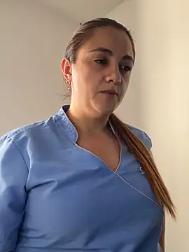 Shianrose online show from April 2026 10:32:01 PM