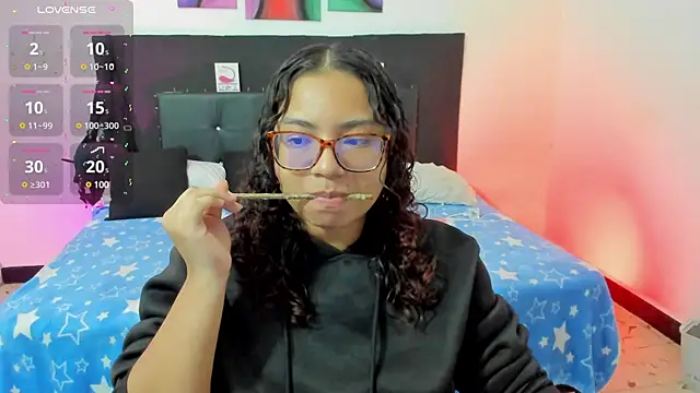 Snapshot of im_angels77 chatting on March 2025 02:26:01 AM im angels77 online show from March 2025 02:26:01 AM