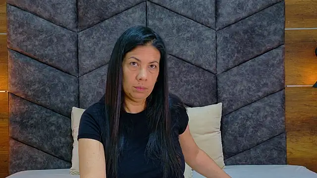 JaylaScott   online show from February 2026 11:42:02 AM