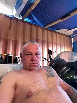 Snapshot of JakubW79 chatting on May 2026 03:49:02 PM JakubW79 online show from May 2026 03:49:02 PM