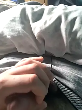 Snapshot of paudeliciosoo chatting on November 2025 03:35:01 PM paudeliciosoo online show from November 2025 03:35:01 PM