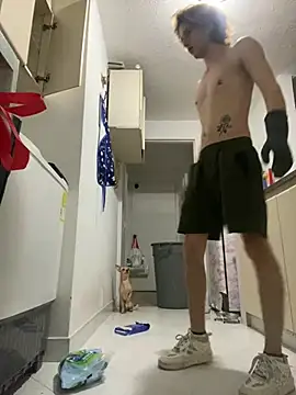 Deim  online show from April 2026 02:28:01 AM