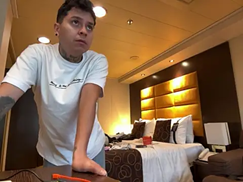 crazyrabbits online show from February 2025 12:37:01 PM