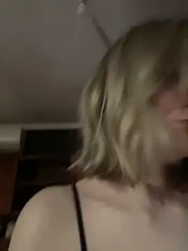 Snapshot of Alisa_Rise chatting on March 2025 05:17:02 AM Alisa Rise online show from March 2025 05:17:02 AM