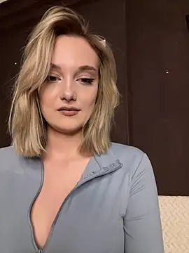 Snapshot of Alisa_Rise chatting on March 2025 10:06:02 PM Alisa Rise online show from March 2025 10:06:02 PM