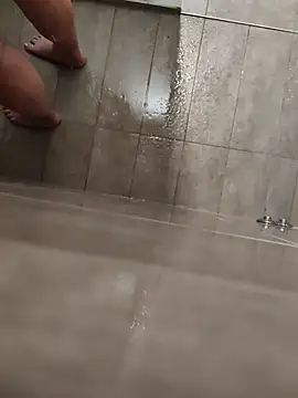 Macanxxx online show from October 2025 06:53:01 PM