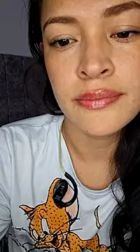 Snapshot of Sara_P10 chatting on March 2025 04:57:02 AM Sara P10 online show from March 2025 04:57:02 AM